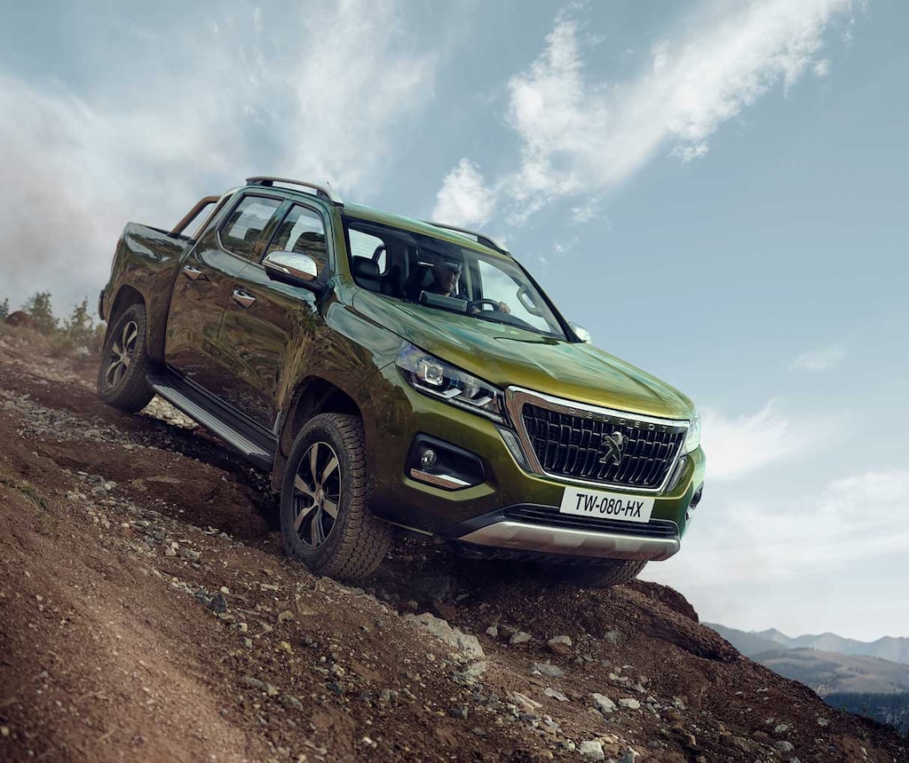 pick-up PEUGEOT LANDTREK avec de vraies capacitées off-road